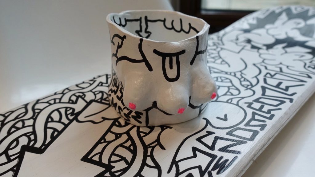 国倩颖 NYSOMETIMES的作品