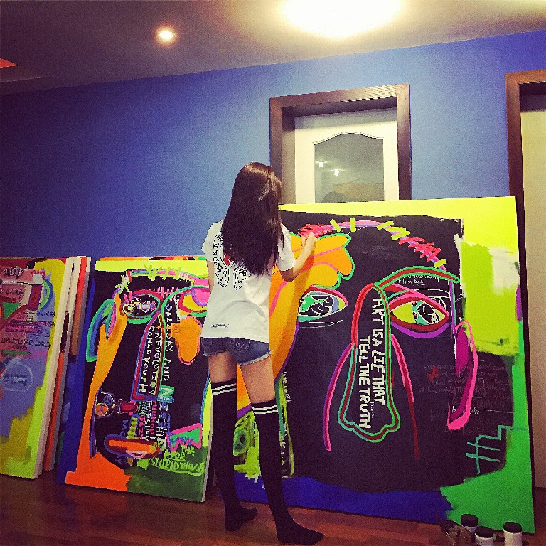 杨悉圣儿 YANG XISHENGER的作品