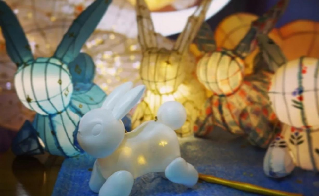 温秋雯 Small D的作品